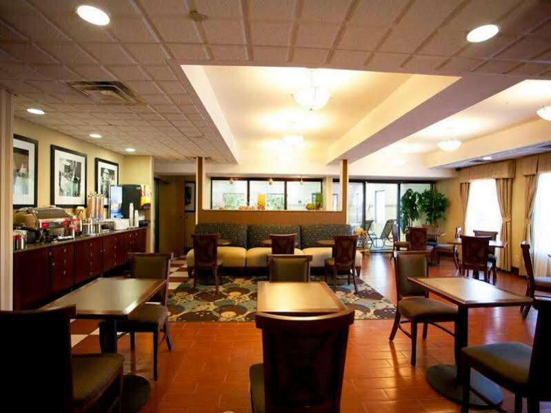 Hampton Inn Port Huron Ngoại thất bức ảnh
